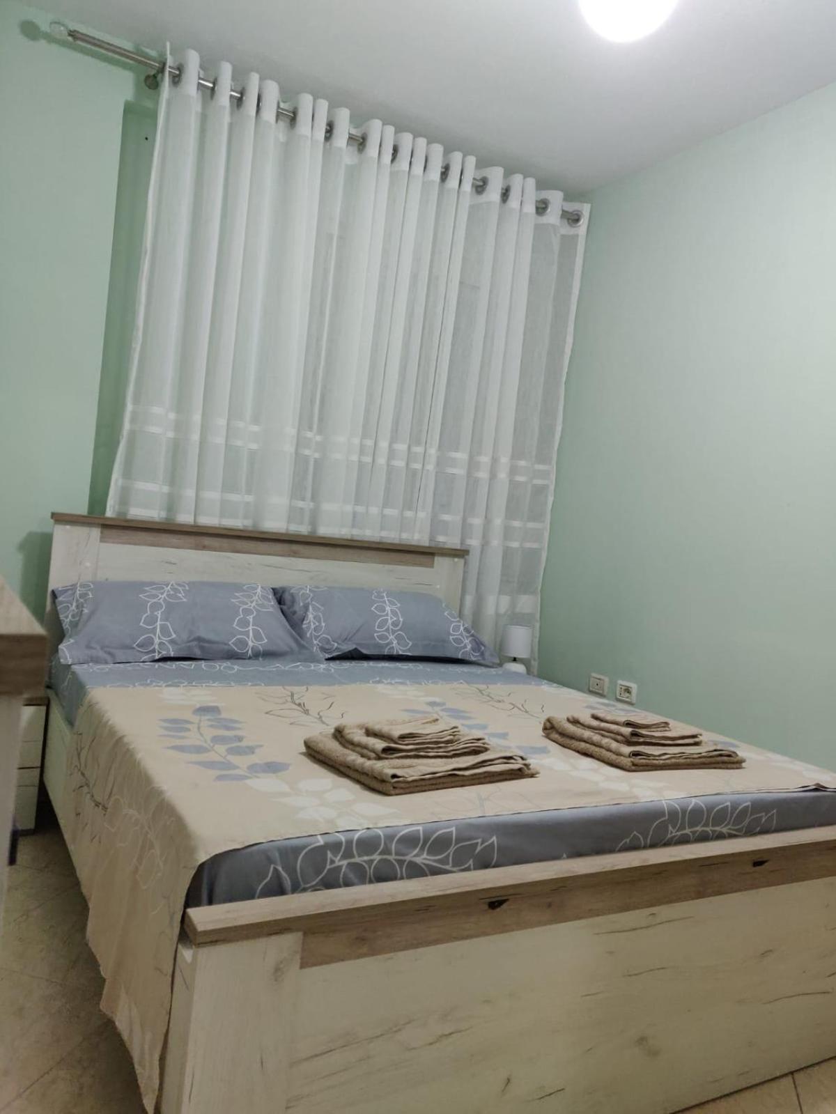 Bevis Apartment Tirana Exteriör bild